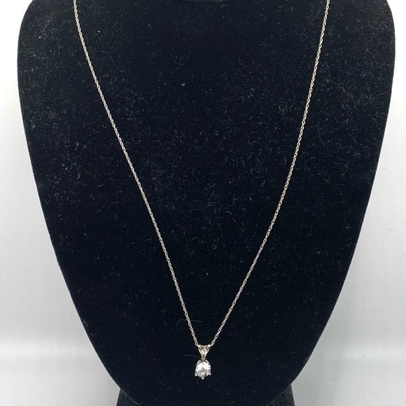 Jewelry - Estate Necklace 14k White Gold and Aquamarine Pendant Necklace